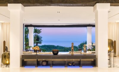 The Intersection of Instant Luxury and Last-Minute Rentals
