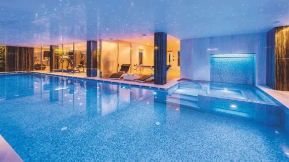 Chalet Zephyr